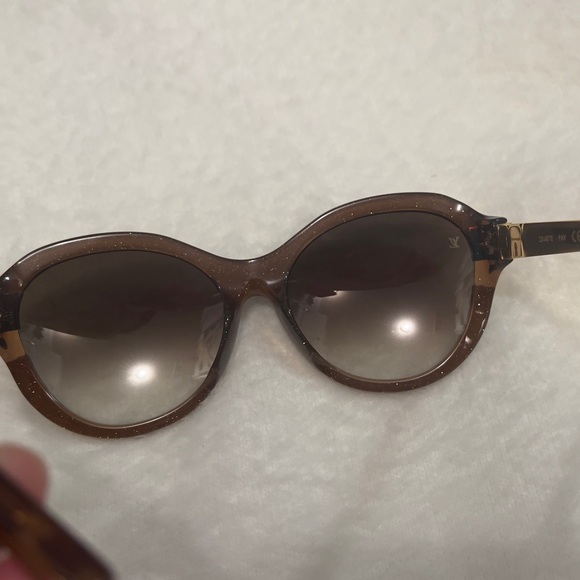 Louis Vuitton Black and Gold Sunglasses main image 4